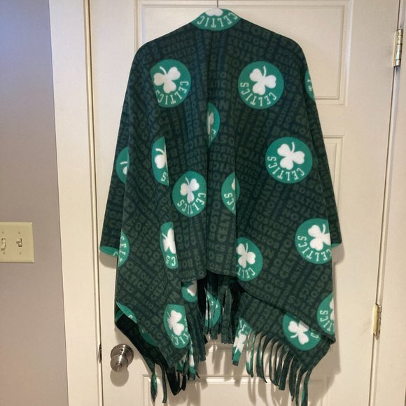 NWT Celtics Fleece Shawl/Wrap - Picture 2 of 5